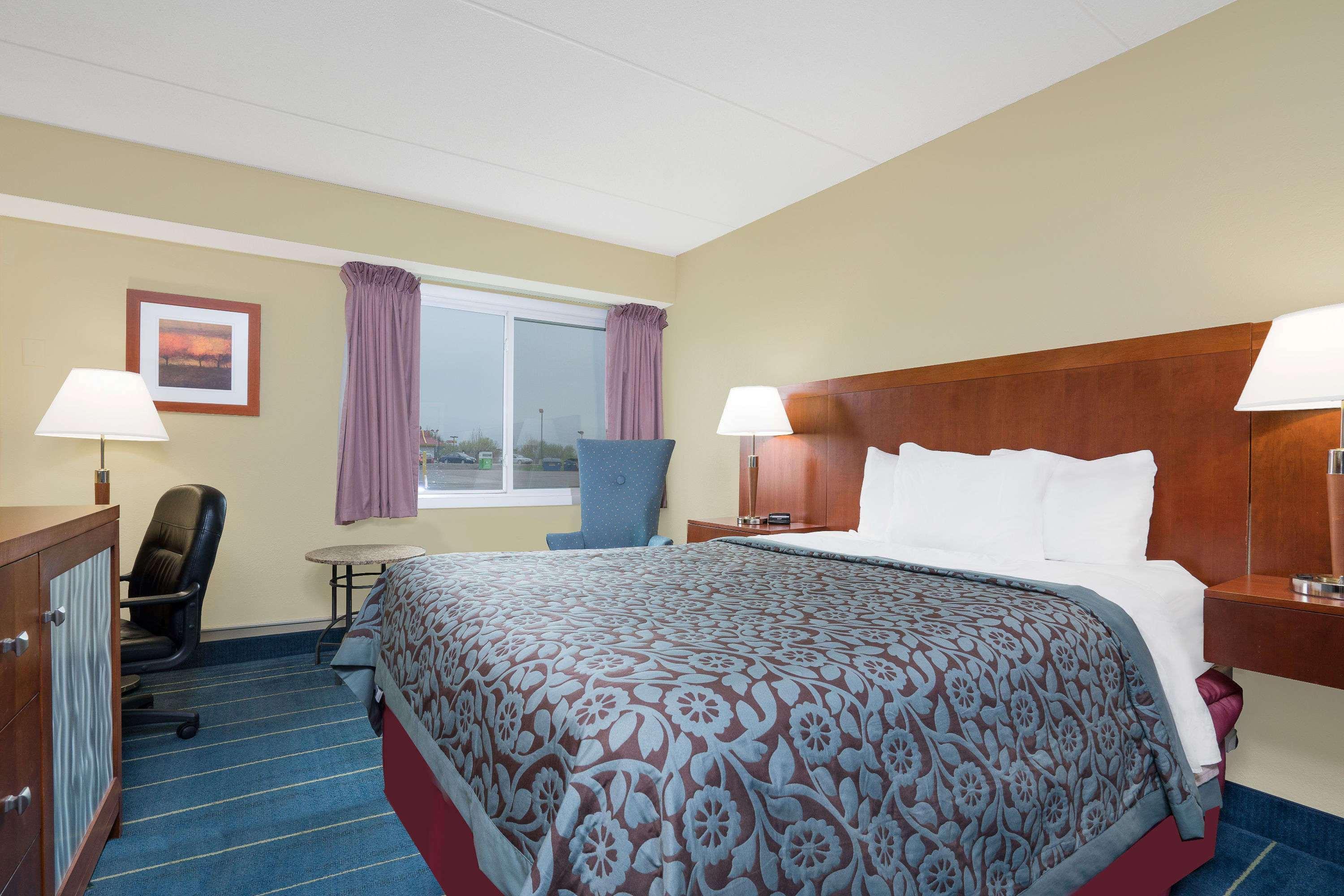 Days Inn By Wyndham Alexandria Mn מראה חיצוני תמונה