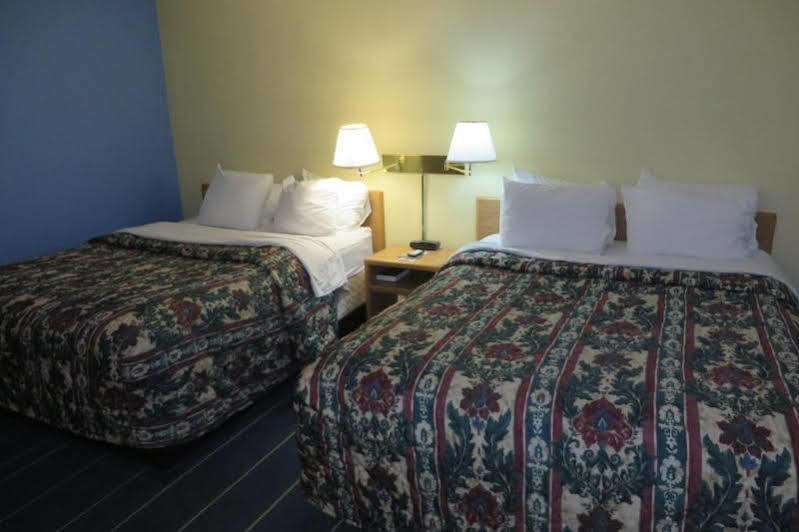 Days Inn By Wyndham Alexandria Mn מראה חיצוני תמונה